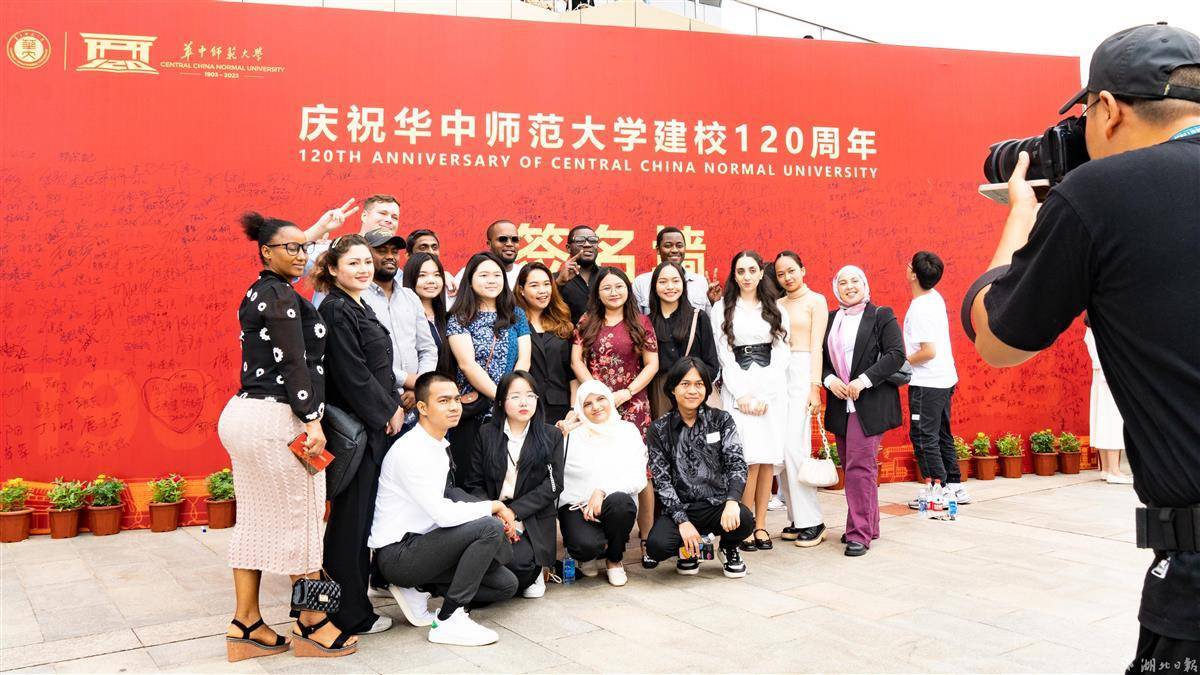 阿拉斗牛官网下载